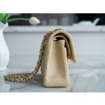 𝐂𝐇𝐀𝐍𝐄𝐋 Classic Flap Italy 🇮🇹 The 𝗚𝗥" Original Lambskin 🐑 Classic Mouth Flap Bag Small Light Almond 🔆