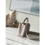 𝐋𝐎𝐔𝐈𝐒 𝐕𝐔𝐈𝐓𝐓𝐎𝐍  M48865