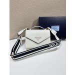 𝐏𝐑𝐀𝐃𝐀 New Crossbody Bag 1BD317