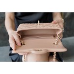 𝐂𝐇𝐀𝐍𝐄𝐋 Classic Flap Italy 🇮🇹 "𝗚𝗥" Original Lambskin 🐑 Classic Mouth Flap Bag Large 𝒎𝒊𝒏𝒊🔆 New Color Milk Tea Apricot 🧸ྀི ɞ