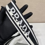 𝐏𝐑𝐀𝐃𝐀 New Crossbody Bag 1BD317