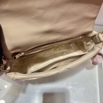 𝐏𝐑𝐀𝐃𝐀 The new three-in-one 1BD292