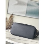 𝐋𝐎𝐔𝐈𝐒 𝐕𝐔𝐈𝐓𝐓𝐎𝐍   M58907