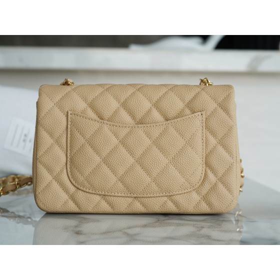 𝐂𝐇𝐀𝐍𝐄𝐋 Classic Flap Italian Channel Custom Calfskin Classic Mouth Flap Bag Large 𝒎𝒊𝒏𝒊🔆 Apricot