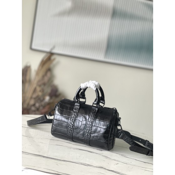 𝐋𝐎𝐔𝐈𝐒 𝐕𝐔𝐈𝐓𝐓𝐎𝐍    M80641