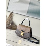 𝐋𝐎𝐔𝐈𝐒 𝐕𝐔𝐈𝐓𝐓𝐎𝐍    M46548