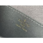 𝐋𝐎𝐔𝐈𝐒 𝐕𝐔𝐈𝐓𝐓𝐎𝐍    M46548