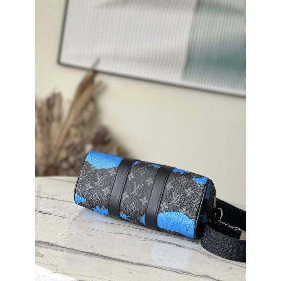 𝐋𝐎𝐔𝐈𝐒 𝐕𝐔𝐈𝐓𝐓𝐎𝐍    M21430