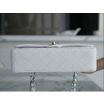 𝐂𝐇𝐀𝐍𝐄𝐋 Classic Flap France 🇫🇷 𝐇𝐇 𝐚𝐚𝐬 Original Caviar🐂 Custom Calfskin Classic Flap Bag Medium Silver Buckle White