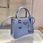 𝐏𝐑𝐀𝐃𝐀 Galleria Handbags 1BA906