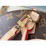 𝐋𝐎𝐔𝐈𝐒 𝐕𝐔𝐈𝐓𝐓𝐎𝐍     M46196