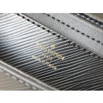 𝐋𝐎𝐔𝐈𝐒 𝐕𝐔𝐈𝐓𝐓𝐎𝐍      M21554