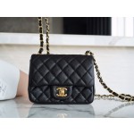 𝐂𝐇𝐀𝐍𝐄𝐋 Classic Flap France 𝐇𝐚𝐚𝐬Original Lychee Pattern🐂 Classic Flap Bag Fang Fatty🔆Black Gold🖤