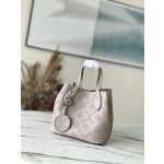 𝐋𝐎𝐔𝐈𝐒 𝐕𝐔𝐈𝐓𝐓𝐎𝐍   M21849