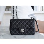𝐂𝐇𝐀𝐍𝐄𝐋 Classic Flap France 𝐇𝐚𝐚𝐬Original Lychee Pattern🐂 Classic Flap Bag Big 𝒎𝒊𝒏𝒊🔆Black Silver🖤