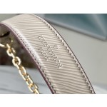 𝐋𝐎𝐔𝐈𝐒 𝐕𝐔𝐈𝐓𝐓𝐎𝐍  M21133