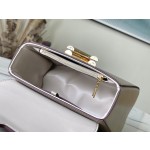 𝐋𝐎𝐔𝐈𝐒 𝐕𝐔𝐈𝐓𝐓𝐎𝐍  M21133