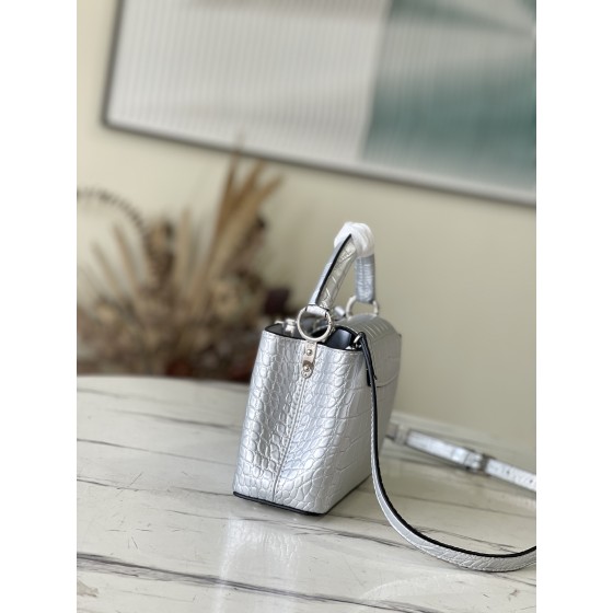 𝐋𝐎𝐔𝐈𝐒 𝐕𝐔𝐈𝐓𝐓𝐎𝐍   N94227