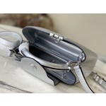 𝐋𝐎𝐔𝐈𝐒 𝐕𝐔𝐈𝐓𝐓𝐎𝐍   N93163