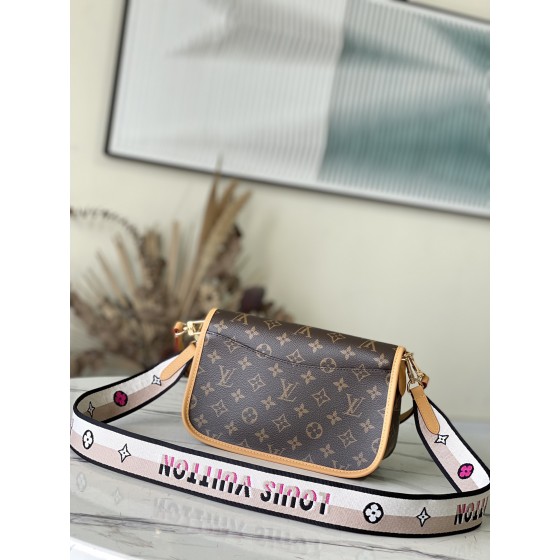 𝐋𝐎𝐔𝐈𝐒 𝐕𝐔𝐈𝐓𝐓𝐎𝐍   M45985