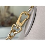 𝐋𝐎𝐔𝐈𝐒 𝐕𝐔𝐈𝐓𝐓𝐎𝐍  M46575