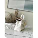 𝐋𝐎𝐔𝐈𝐒 𝐕𝐔𝐈𝐓𝐓𝐎𝐍   M21797