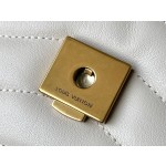 𝐋𝐎𝐔𝐈𝐒 𝐕𝐔𝐈𝐓𝐓𝐎𝐍   M21797