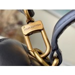 𝐋𝐎𝐔𝐈𝐒 𝐕𝐔𝐈𝐓𝐓𝐎𝐍   M21720