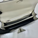 𝐏𝐑𝐀𝐃𝐀 New crossbody 1BD321