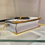 𝐏𝐑𝐀𝐃𝐀 1BH018 Classic Hot