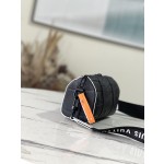 𝐋𝐎𝐔𝐈𝐒 𝐕𝐔𝐈𝐓𝐓𝐎𝐍     M21543