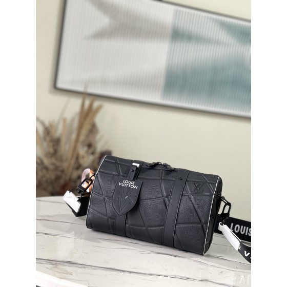 𝐋𝐎𝐔𝐈𝐒 𝐕𝐔𝐈𝐓𝐓𝐎𝐍     M21543