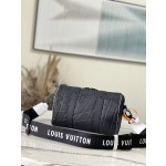 𝐋𝐎𝐔𝐈𝐒 𝐕𝐔𝐈𝐓𝐓𝐎𝐍     M21543