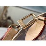 𝐋𝐎𝐔𝐈𝐒 𝐕𝐔𝐈𝐓𝐓𝐎𝐍     M46222