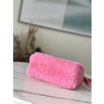 𝐋𝐎𝐔𝐈𝐒 𝐕𝐔𝐈𝐓𝐓𝐎𝐍    M21040