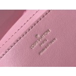 𝐋𝐎𝐔𝐈𝐒 𝐕𝐔𝐈𝐓𝐓𝐎𝐍    M21040