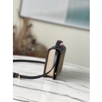 𝐋𝐎𝐔𝐈𝐒 𝐕𝐔𝐈𝐓𝐓𝐎𝐍   M81830