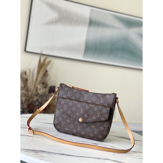 𝐋𝐎𝐔𝐈𝐒 𝐕𝐔𝐈𝐓𝐓𝐎𝐍    M41679