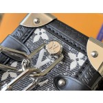 𝐋𝐎𝐔𝐈𝐒 𝐕𝐔𝐈𝐓𝐓𝐎𝐍    M21460