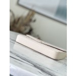 𝐋𝐎𝐔𝐈𝐒 𝐕𝐔𝐈𝐓𝐓𝐎𝐍  M61276