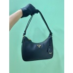 𝐏𝐑𝐀𝐃𝐀 1BC204B Hand Carry Underarm Bag