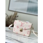 𝐋𝐎𝐔𝐈𝐒 𝐕𝐔𝐈𝐓𝐓𝐎𝐍   M45773