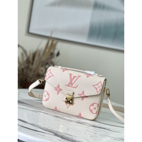 𝐋𝐎𝐔𝐈𝐒 𝐕𝐔𝐈𝐓𝐓𝐎𝐍   M45773