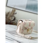 𝐋𝐎𝐔𝐈𝐒 𝐕𝐔𝐈𝐓𝐓𝐎𝐍   M45773