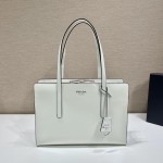 𝐏𝐑𝐀𝐃𝐀 New shopping bag 1BA350