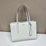 𝐏𝐑𝐀𝐃𝐀 New shopping bag 1BA350