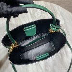 𝐏𝐑𝐀𝐃𝐀 Double handbag 1BA212