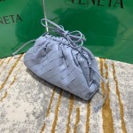 Bottega Veneta  THE MINI POUCH  #585852