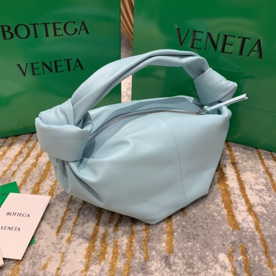 Bottega Veneta  𝗠𝗜𝗡𝗜 𝗕𝗔𝗚 #629635