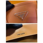 𝐏𝐑𝐀𝐃𝐀 Knitted handbag 1BG775